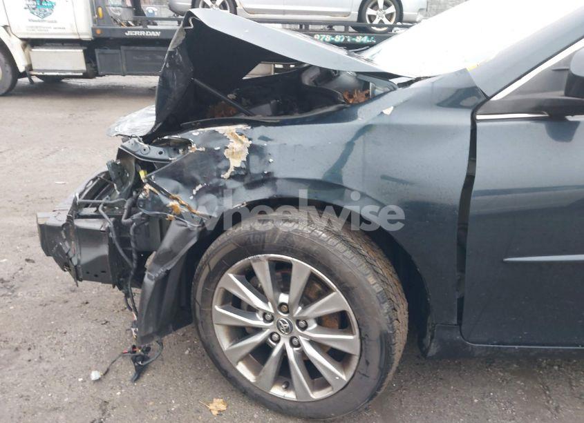 Photo 20 of 2016 Toyota Camry XLE (VIN 4T4BF1FK3GR543689)