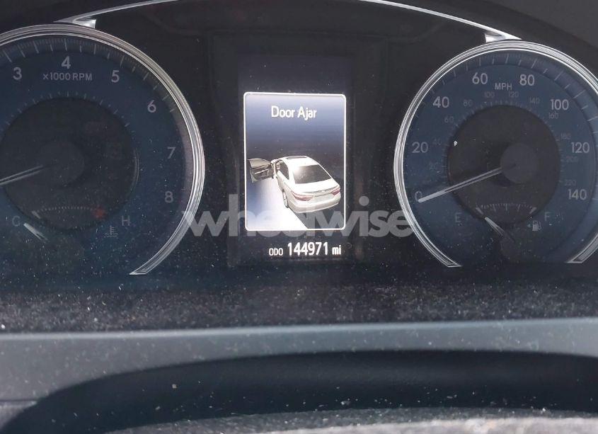 Photo 7 of 2016 Toyota Camry XLE (VIN 4T4BF1FK3GR543689)