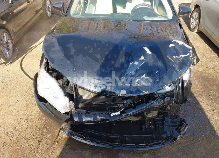 Photo 10 of 2016 Toyota Camry LE (VIN 4T4BF1FK3GR546611)