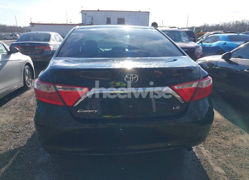 Photo 17 of 2016 Toyota Camry LE (VIN 4T4BF1FK3GR546611)