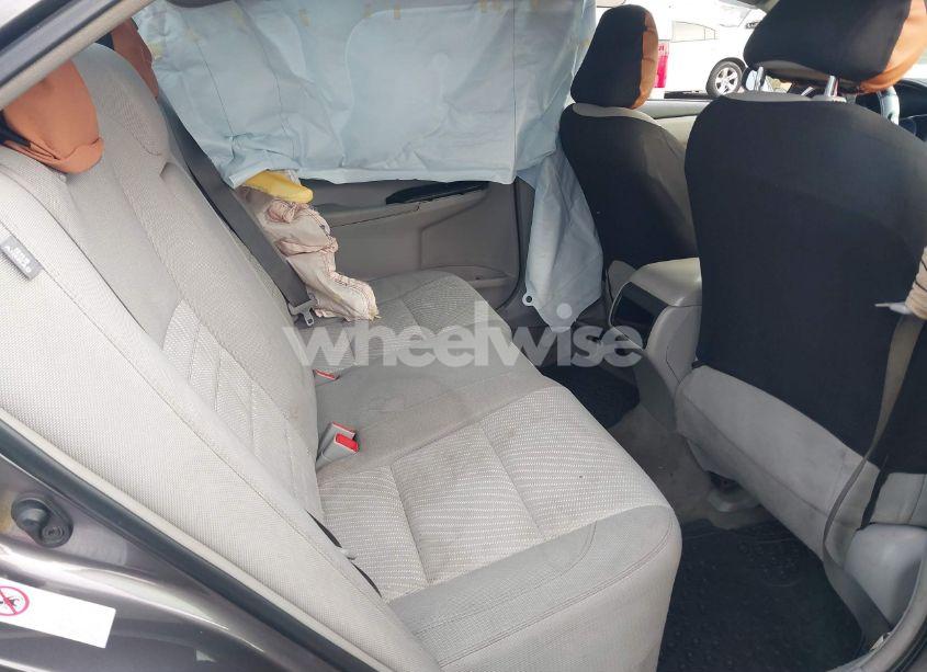 Photo 8 of 2016 Toyota Camry LE (VIN 4T4BF1FK3GR546978)