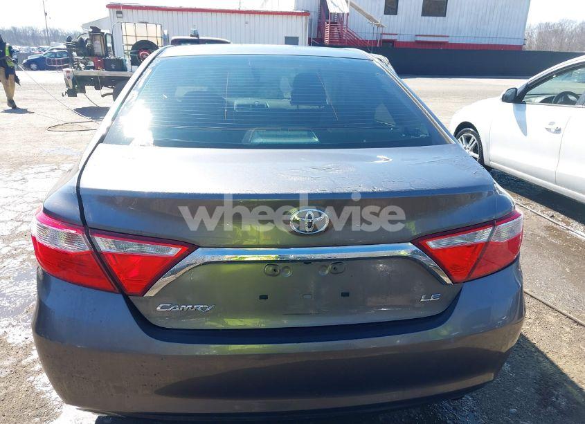 Photo 16 of 2016 Toyota Camry LE (VIN 4T4BF1FK3GR562792)