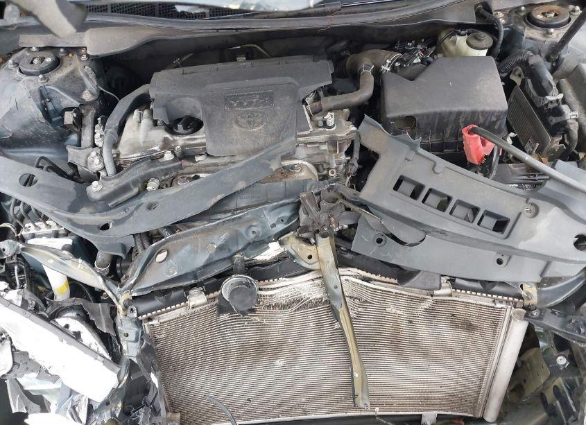 Photo 10 of 2016 Toyota Camry LE (VIN 4T4BF1FK3GR564168)