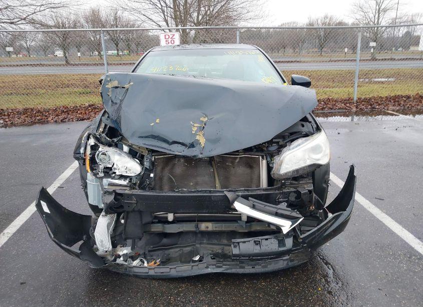 Photo 12 of 2016 Toyota Camry LE (VIN 4T4BF1FK3GR564168)