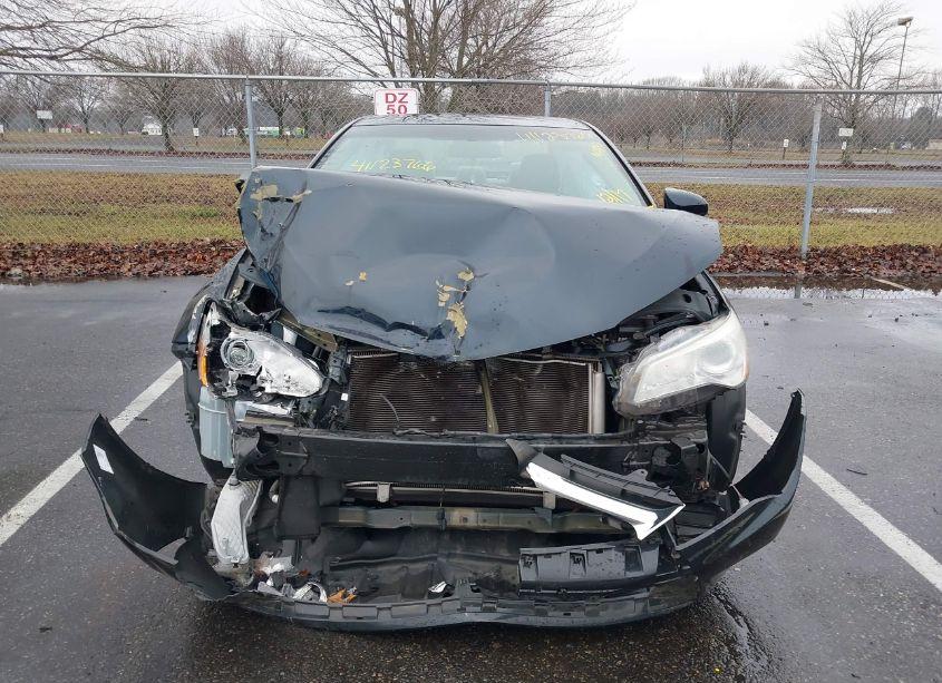 Photo 6 of 2016 Toyota Camry LE (VIN 4T4BF1FK3GR564168)