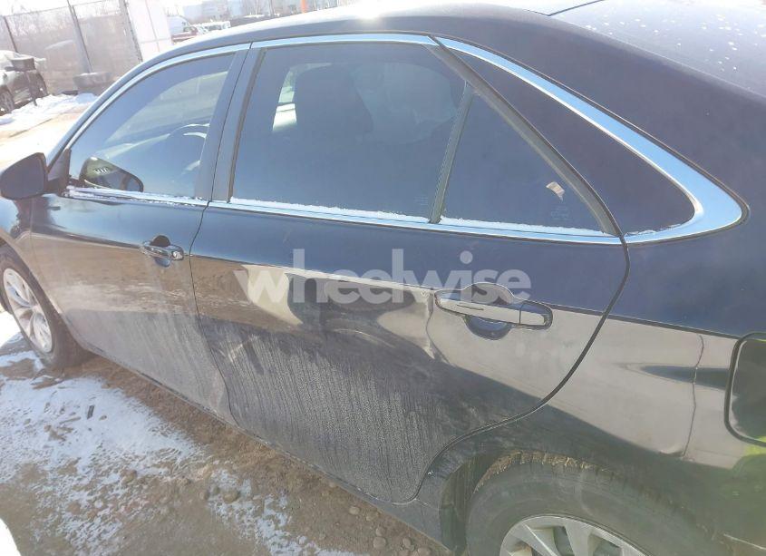 Photo 14 of 2016 Toyota Camry LE (VIN 4T4BF1FK3GR570892)