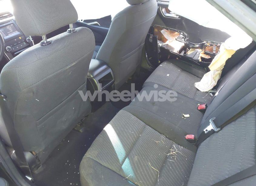 Photo 8 of 2016 Toyota Camry LE (VIN 4T4BF1FK3GR570892)