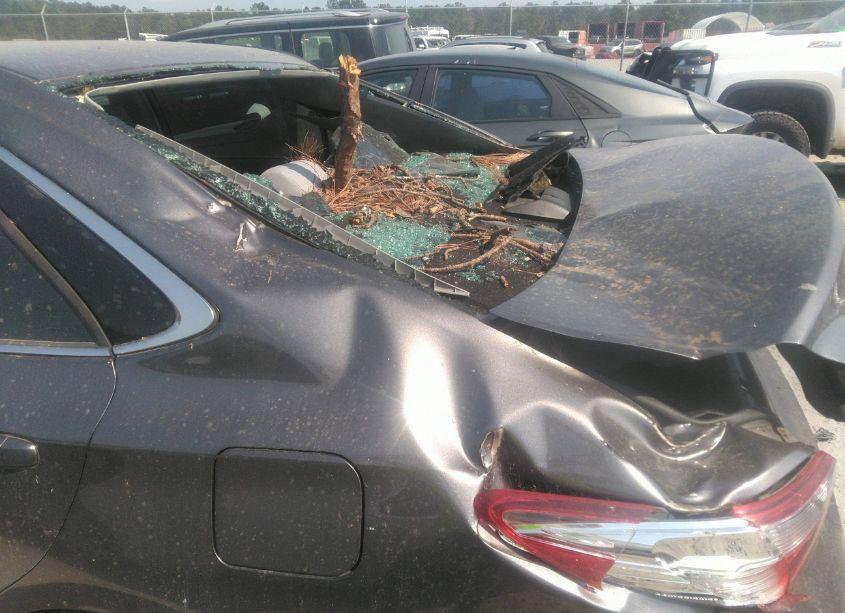 Photo 6 of 2016 Toyota Camry LE (VIN 4T4BF1FK3GR574733)