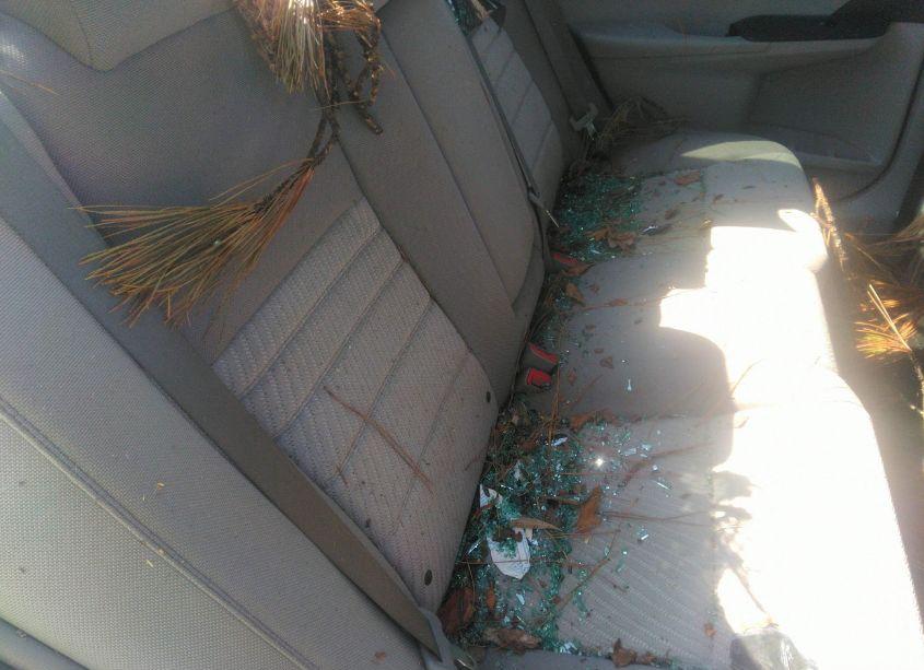 Photo 8 of 2016 Toyota Camry LE (VIN 4T4BF1FK3GR574733)