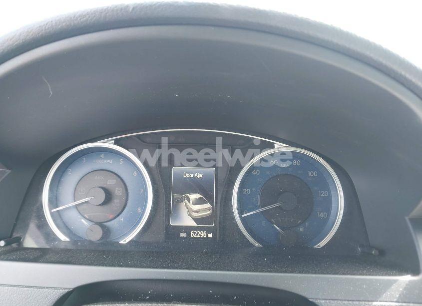 Photo 7 of 2016 Toyota Camry LE/SE/XLE/XSE (VIN 4T4BF1FK3GR583836)