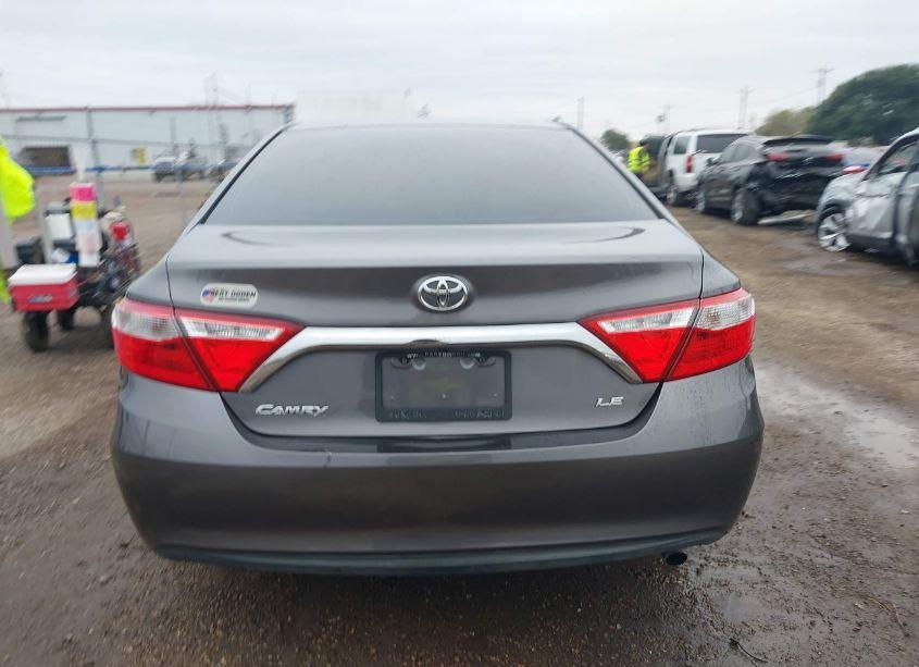 Photo 16 of 2016 Toyota Camry LE (VIN 4T4BF1FK3GR584162)