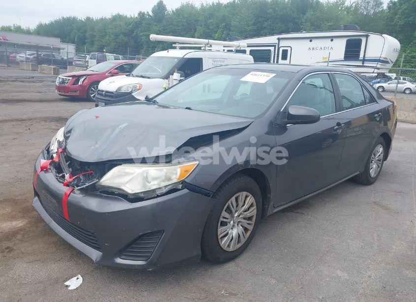 Photo 2 of 2012 Toyota Camry LE (VIN 4T4BF1FK4CR207561)
