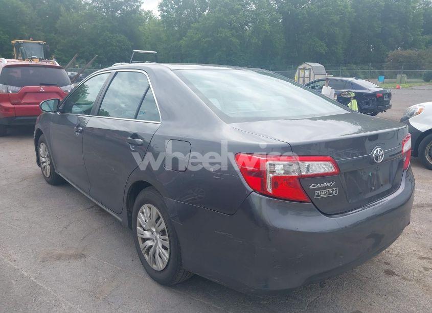 Photo 3 of 2012 Toyota Camry LE (VIN 4T4BF1FK4CR207561)
