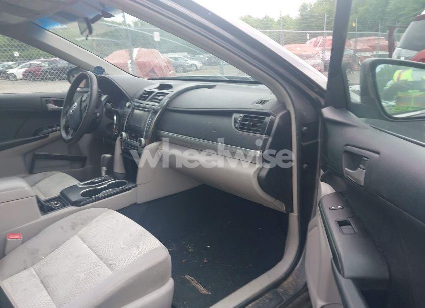 Photo 5 of 2012 Toyota Camry LE (VIN 4T4BF1FK4CR207561)