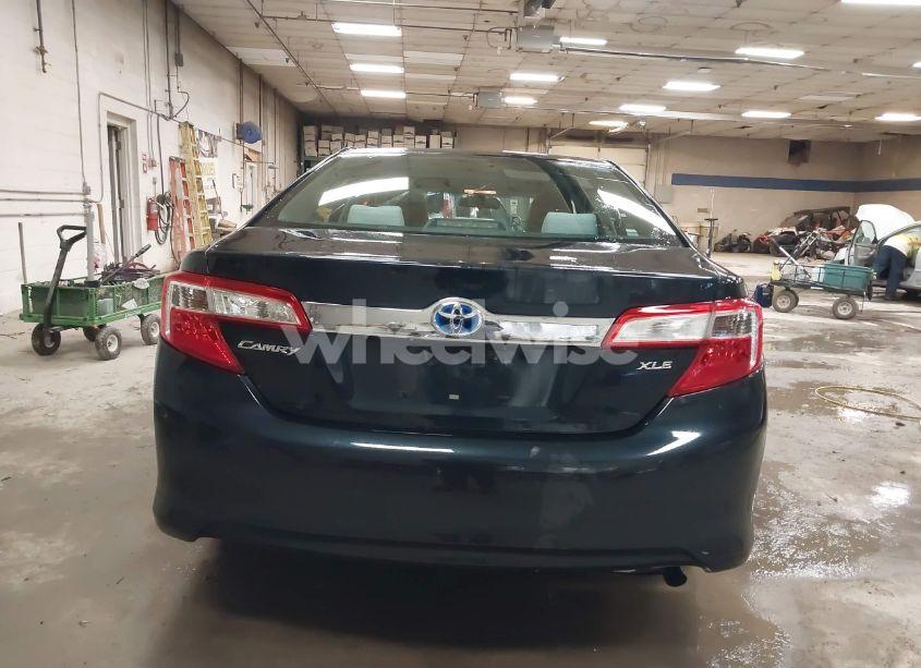 Photo 16 of 2012 Toyota Camry LE (VIN 4T4BF1FK4CR224912)