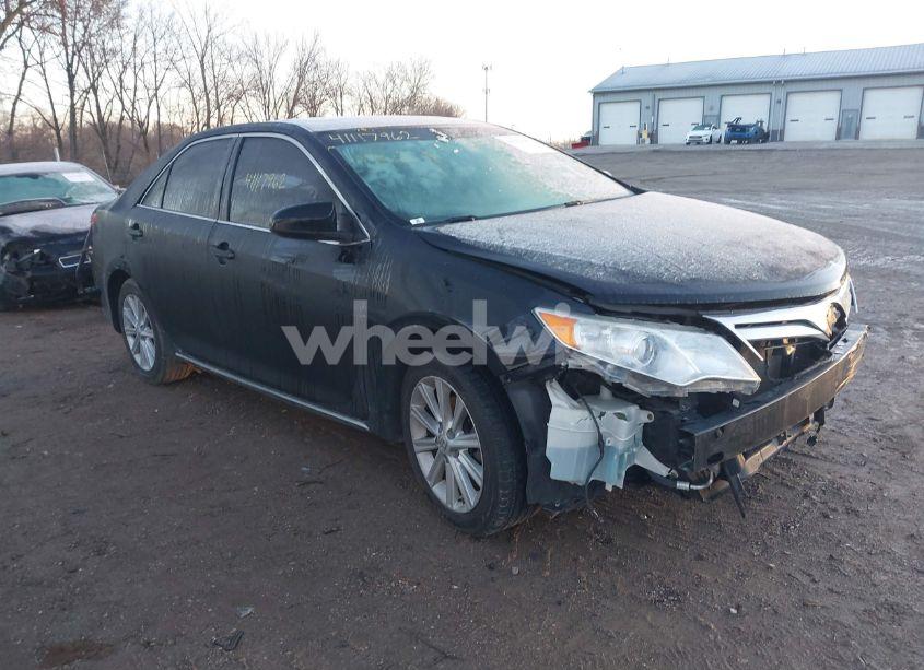 2012 Toyota Camry XLE (VIN 4T4BF1FK4CR232475) main photo