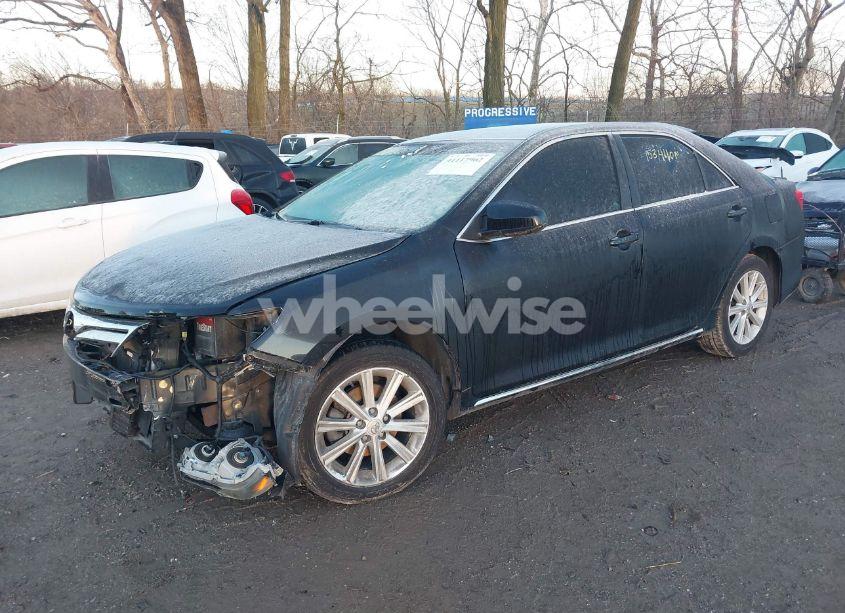 Photo 2 of 2012 Toyota Camry XLE (VIN 4T4BF1FK4CR232475)
