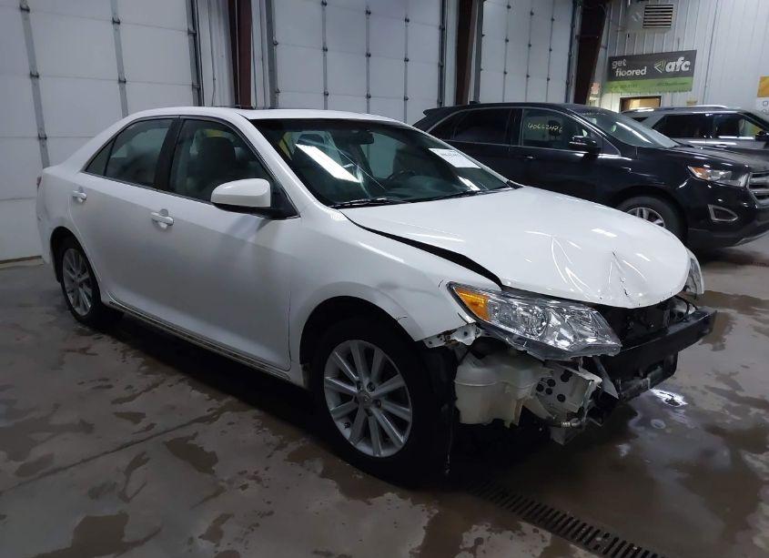 2012 Toyota Camry XLE (VIN 4T4BF1FK4CR247624) main photo