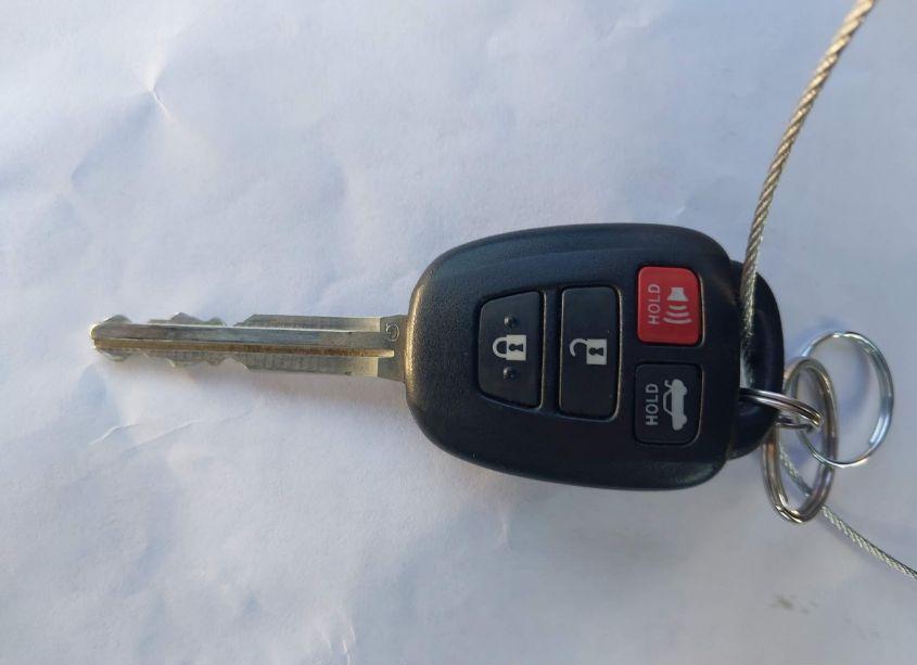 Photo 11 of 2012 Toyota Camry LE (VIN 4T4BF1FK4CR258719)