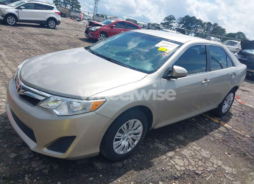 Photo 2 of 2013 Toyota Camry LE (VIN 4T4BF1FK4DR277224)