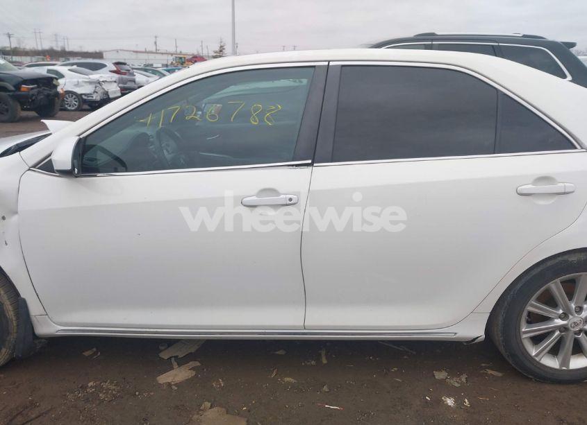 Photo 14 of 2013 Toyota Camry XLE (VIN 4T4BF1FK4DR280804)