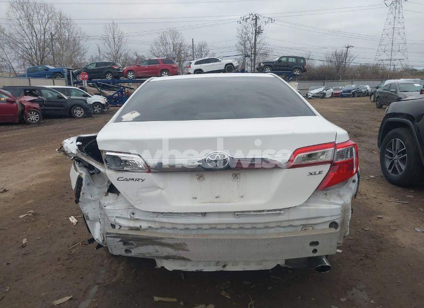 Photo 16 of 2013 Toyota Camry XLE (VIN 4T4BF1FK4DR280804)