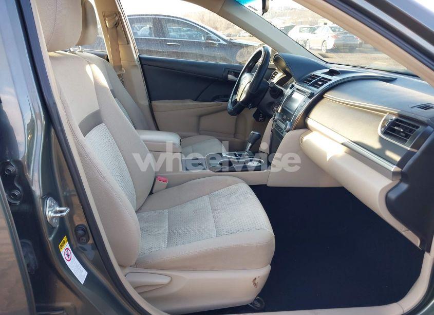 Photo 5 of 2013 Toyota Camry LE (VIN 4T4BF1FK4DR297134)