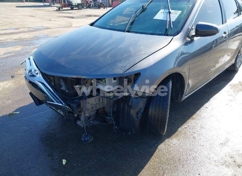 Photo 6 of 2013 Toyota Camry XLE (VIN 4T4BF1FK4DR305040)