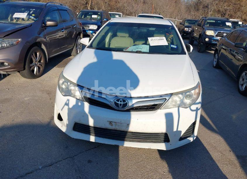 Photo 13 of 2013 Toyota Camry LE (VIN 4T4BF1FK4DR313218)