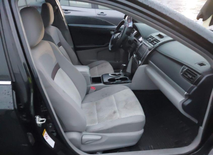 Photo 5 of 2013 Toyota Camry L (VIN 4T4BF1FK4DR323764)