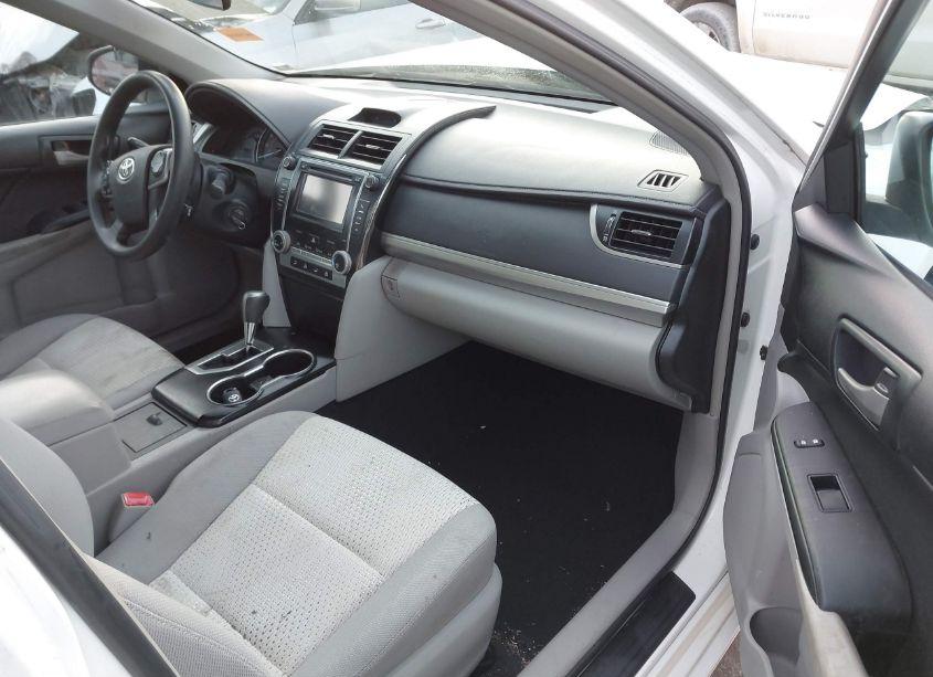 Photo 5 of 2013 Toyota Camry LE (VIN 4T4BF1FK4DR326261)