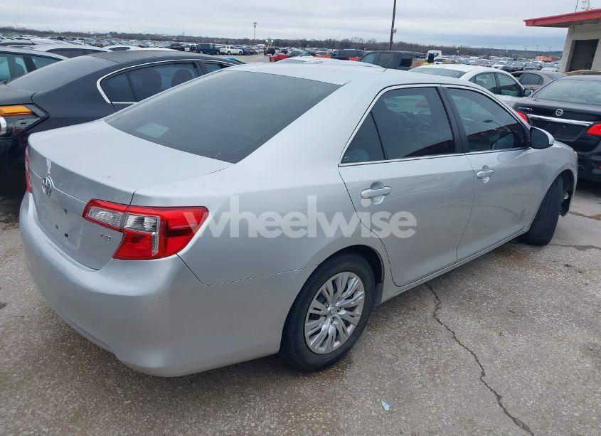 Photo 4 of 2014 Toyota Camry LE (VIN 4T4BF1FK4ER340016)