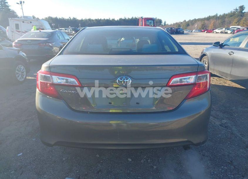 Photo 17 of 2014 Toyota Camry L (VIN 4T4BF1FK4ER348794)