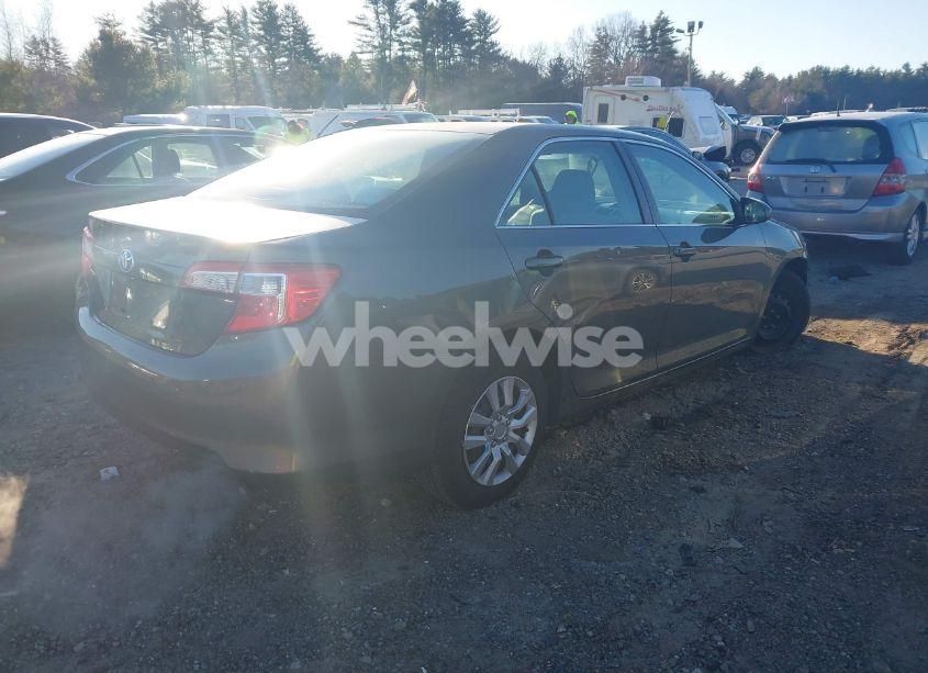 Photo 4 of 2014 Toyota Camry L (VIN 4T4BF1FK4ER348794)