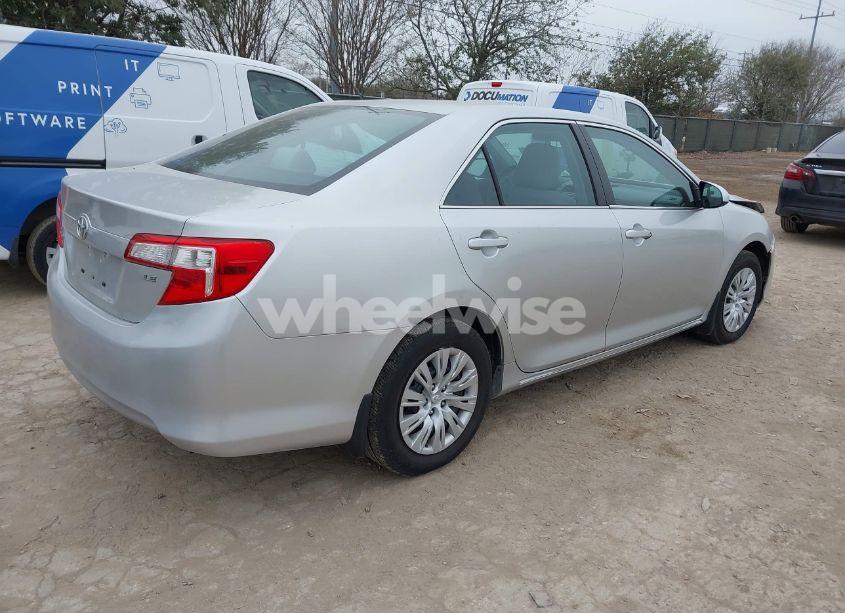 Photo 4 of 2014 Toyota Camry LE (VIN 4T4BF1FK4ER369676)