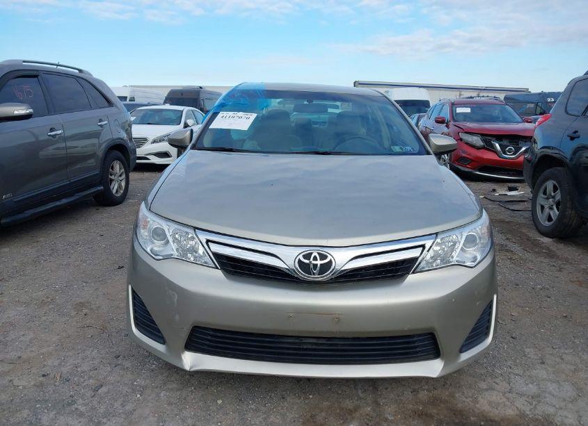 Photo 12 of 2014 Toyota Camry LE (VIN 4T4BF1FK4ER396408)