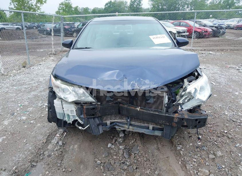 Photo 13 of 2014 Toyota Camry XLE (VIN 4T4BF1FK4ER398529)