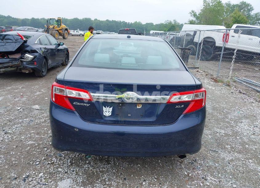 Photo 17 of 2014 Toyota Camry XLE (VIN 4T4BF1FK4ER398529)