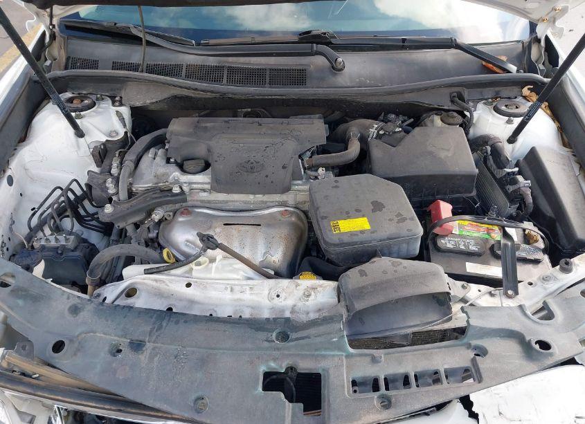 Photo 10 of 2014 Toyota Camry LE (VIN 4T4BF1FK4ER409576)