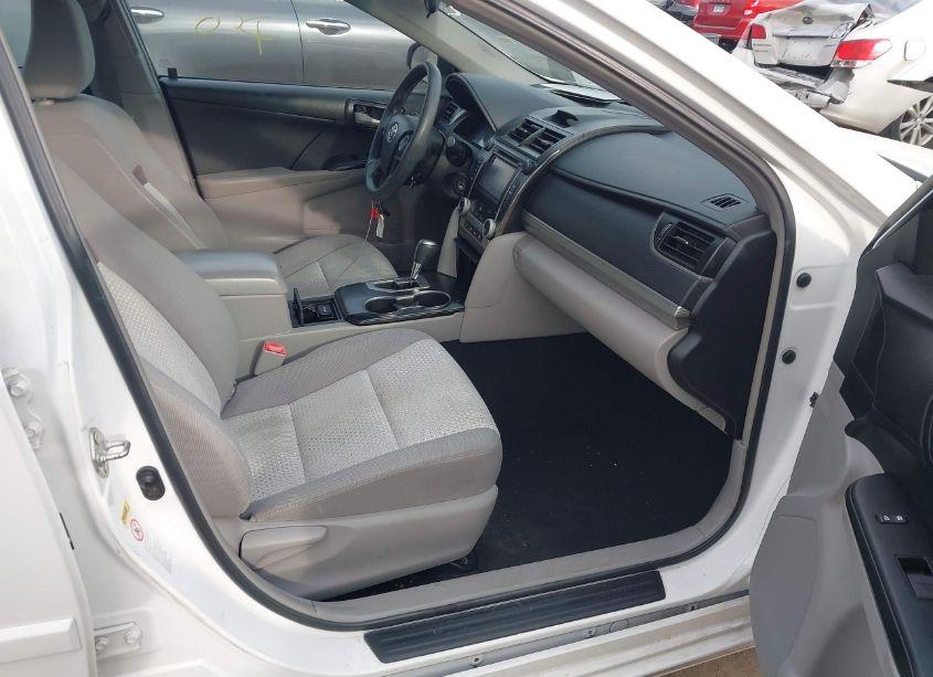 Photo 5 of 2014 Toyota Camry LE (VIN 4T4BF1FK4ER426099)