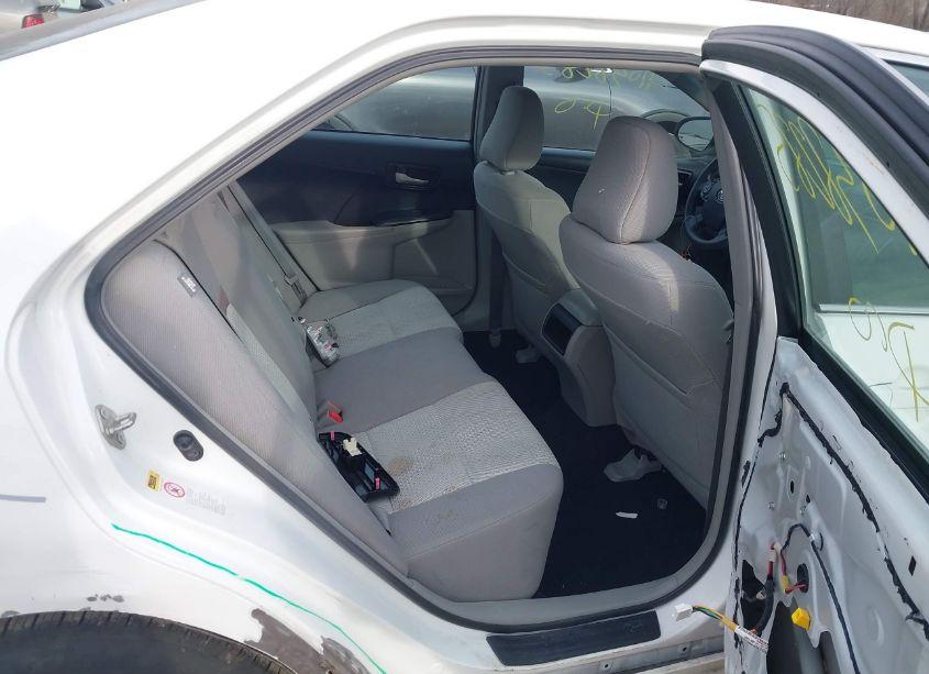 Photo 8 of 2014 Toyota Camry LE (VIN 4T4BF1FK4ER426099)