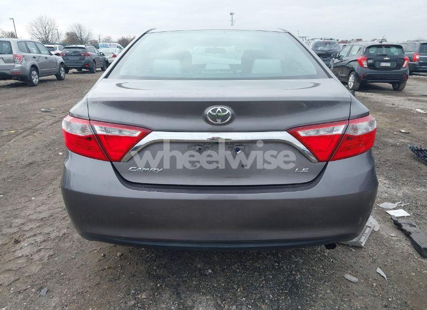 Photo 16 of 2015 Toyota Camry LE (VIN 4T4BF1FK4FR458696)