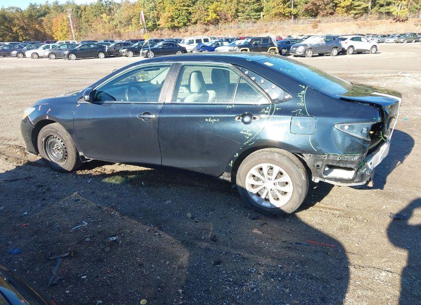 Photo 14 of 2015 Toyota Camry LE (VIN 4T4BF1FK4FR458861)