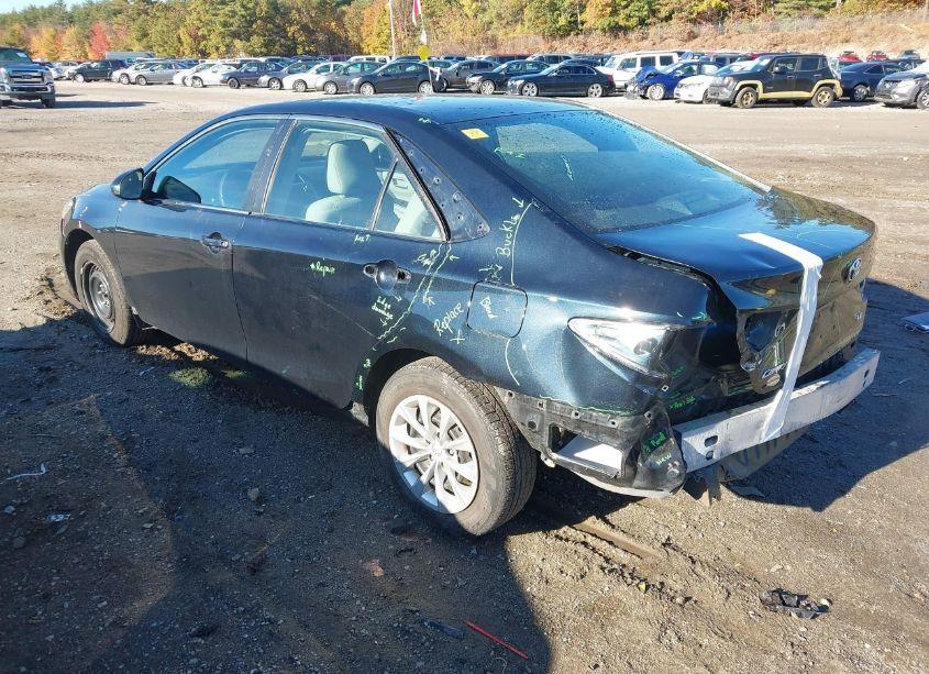 Photo 3 of 2015 Toyota Camry LE (VIN 4T4BF1FK4FR458861)