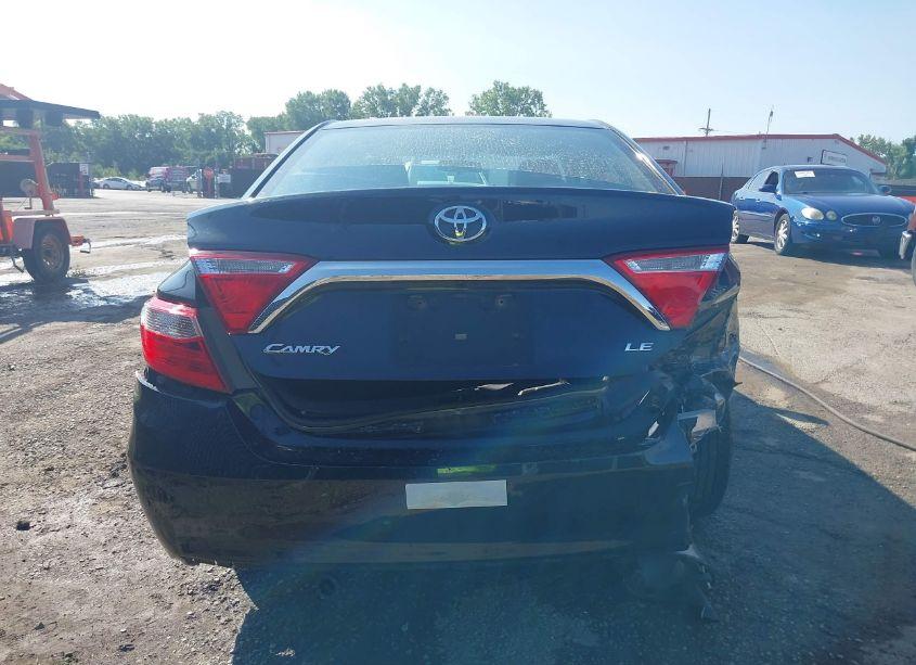 Photo 16 of 2015 Toyota Camry LE (VIN 4T4BF1FK4FR473103)