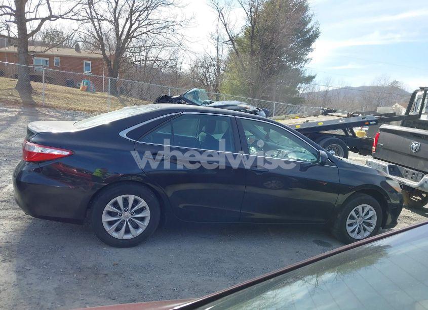 Photo 13 of 2015 Toyota Camry LE (VIN 4T4BF1FK4FR481976)