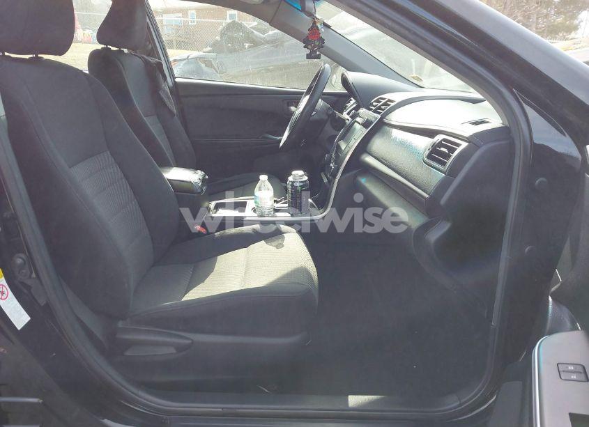 Photo 5 of 2015 Toyota Camry LE (VIN 4T4BF1FK4FR481976)
