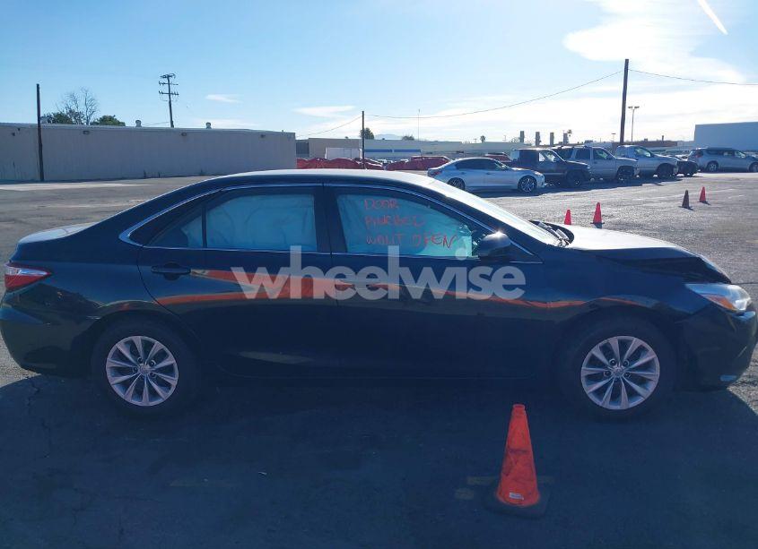 Photo 13 of 2015 Toyota Camry LE (VIN 4T4BF1FK4FR512658)