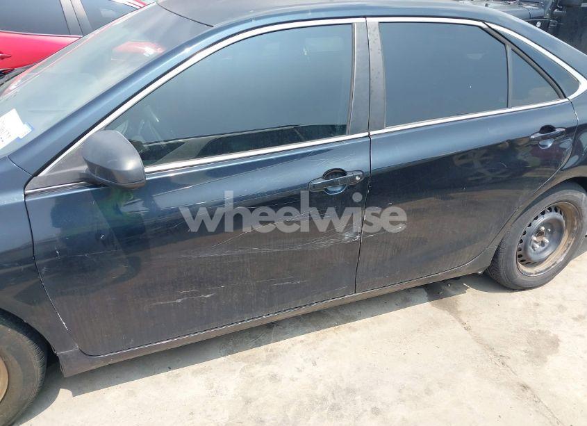 Photo 19 of 2016 Toyota Camry LE (VIN 4T4BF1FK4GR525668)