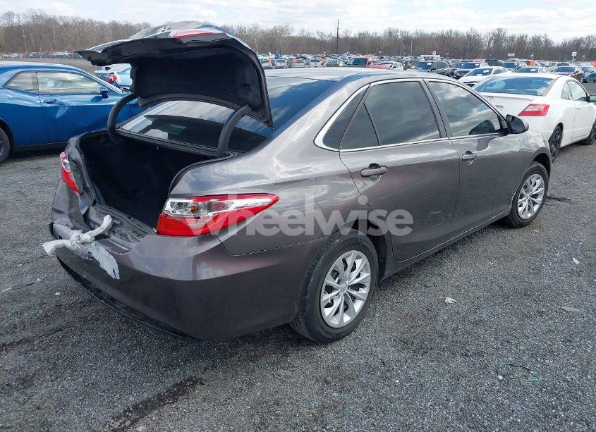 Photo 4 of 2016 Toyota Camry LE (VIN 4T4BF1FK4GR529560)